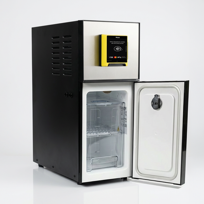 Nayax VPOS Media 4 - Universal-Kühlschrank für Frischmilch-Kaffeemaschinen